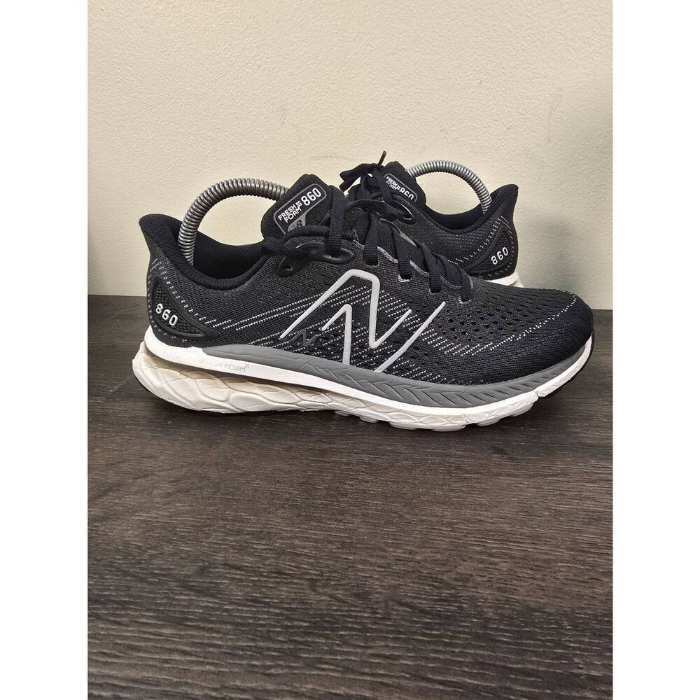 New Balance Fresh Foam X 860v13 Black Athletic Women’s Running Shoe Size 9.5
